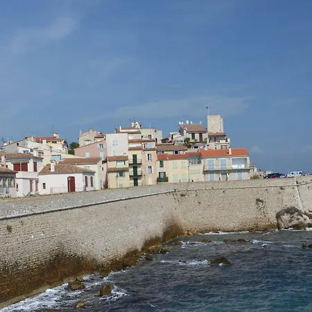 Apartment Spacieux Vieil Climatise 5 Minutes Plages *