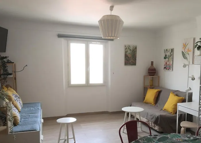 Spacieux Vieil Climatise 5 Minutes Plages Apartament *