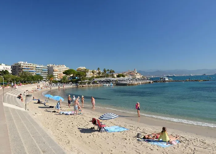 Spacieux Vieil Climatise 5 Minutes Plages