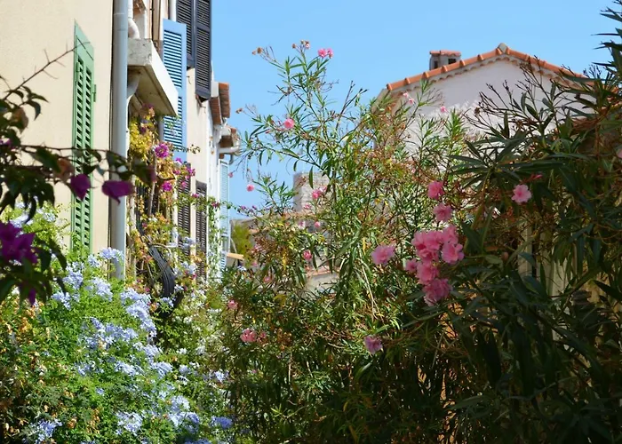 Apartament Spacieux Vieil Climatise 5 Minutes Plages